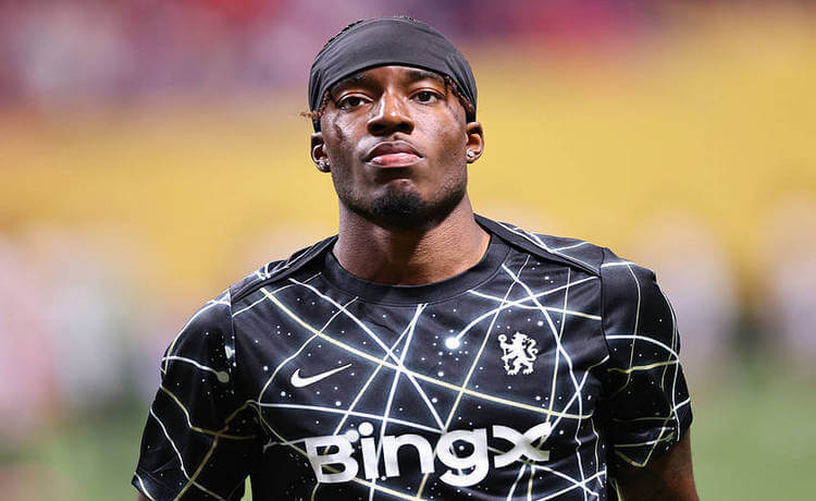 Арсенал может усилиться еще одним игроком своего принципиального соперника