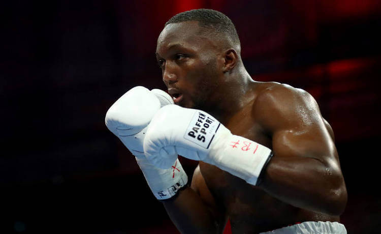 Немецкий боксер стал новым чемпионом WBA, получив пояс Кроуфорда