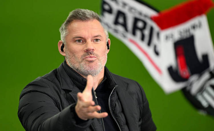 Каррагер: Челси слишком увлекся трансферами