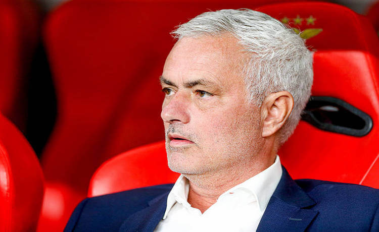 Моуринью отнес Судакова к