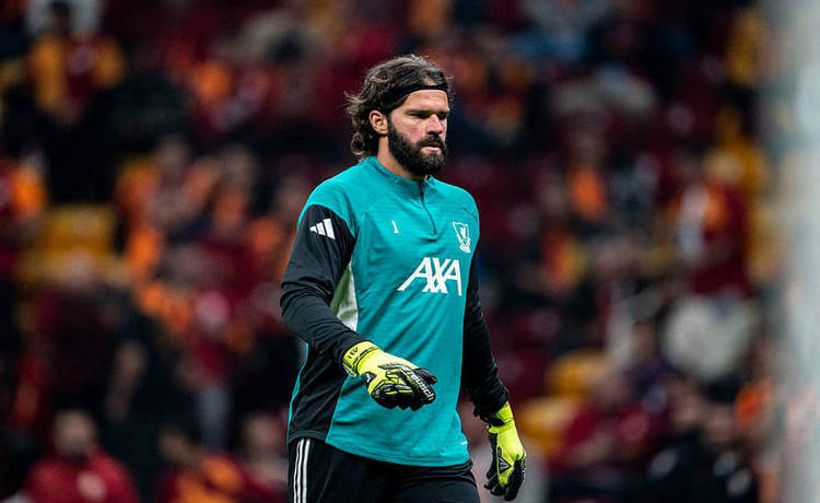 Слот раскрыл состояние основного вратаря Ливерпуля