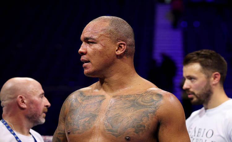 Уордли и Усик обсудили возможный бой