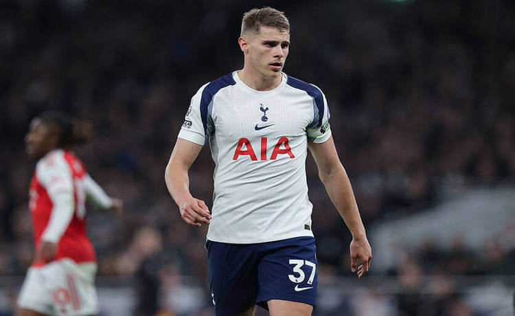 Ливерпуль может обновить трансферный рекорд предстоящим летом