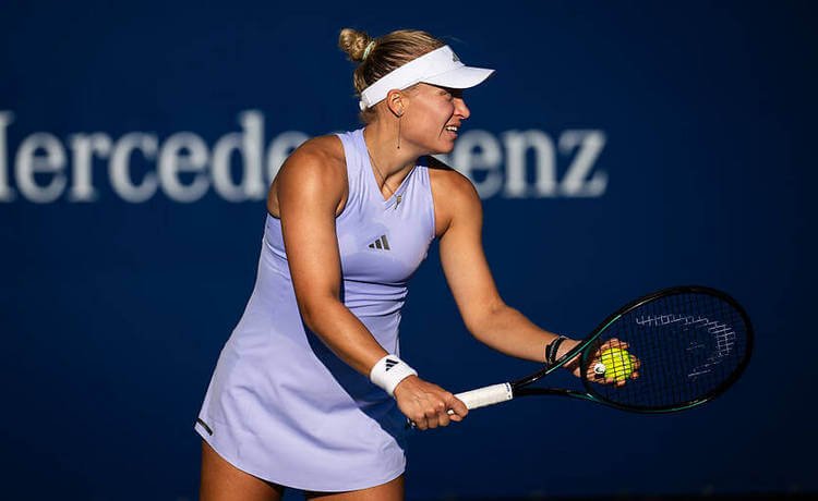 Стародубцева впервые прошла первый раунд US Open